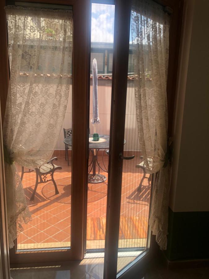 Susy Home Napoli Bagian luar foto